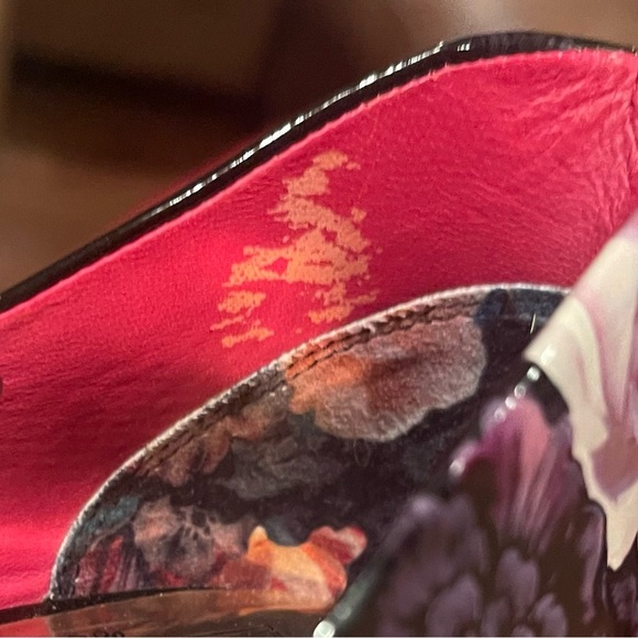 Ted Baker Forget Me Not Floral High Heels - Picture 7 of 8